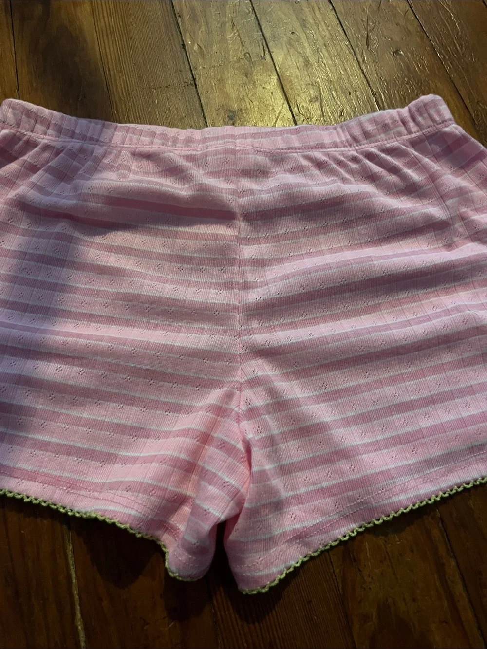 art class soft pink